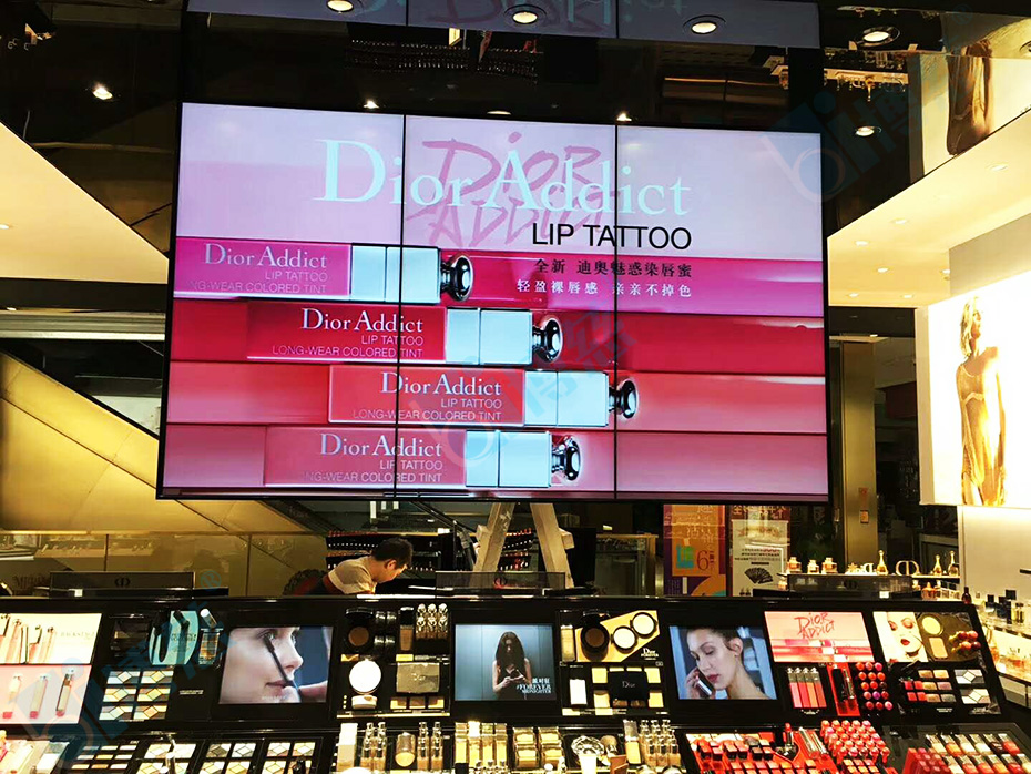 福建福州大洋百货Dior专卖店多媒体互动展示平台
