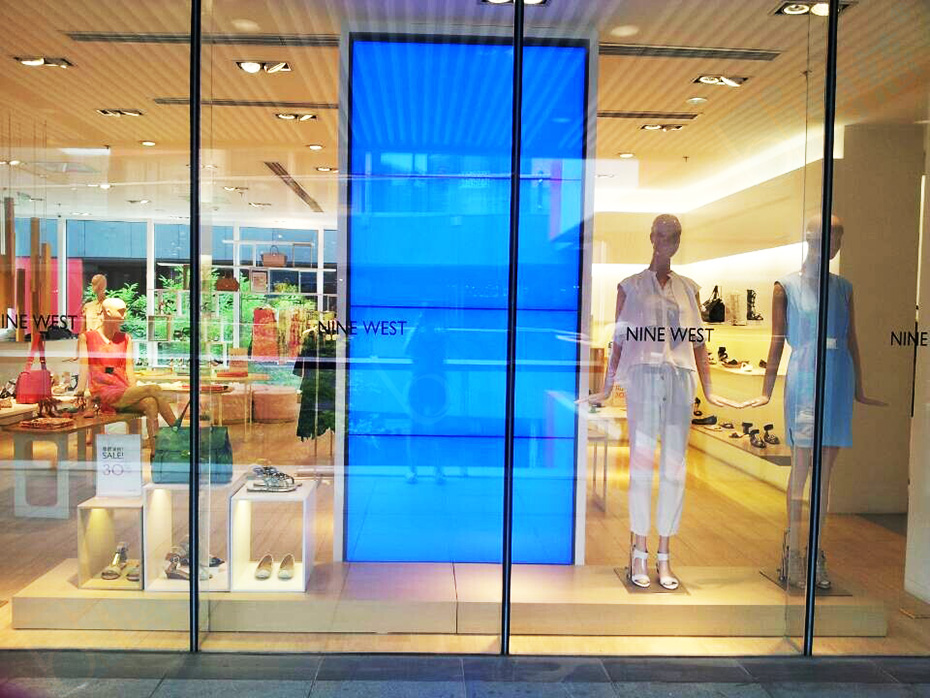 博慈拼接屏成功入驻NINE WEST(玖熙)北京专卖店