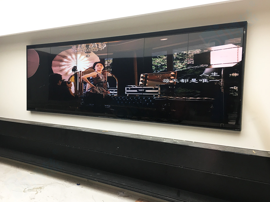 LG3.5mm49寸液晶拼接屏打造一套1×6竖屏拼接的多元化信息展示平台