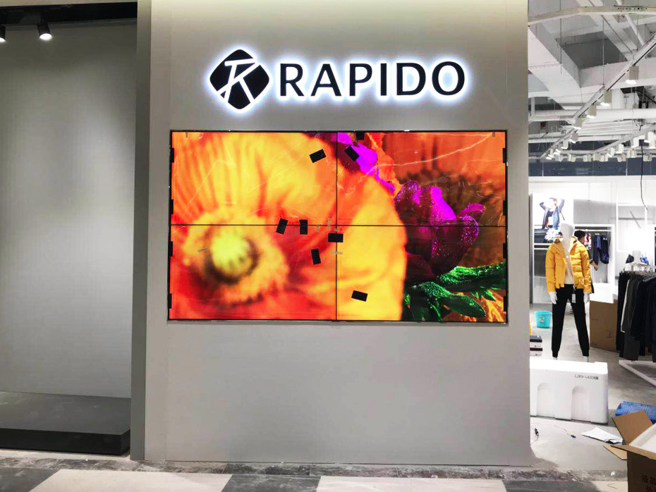 江苏南京RAPIDO服装品牌店打造宣传互动展示系统电视墙