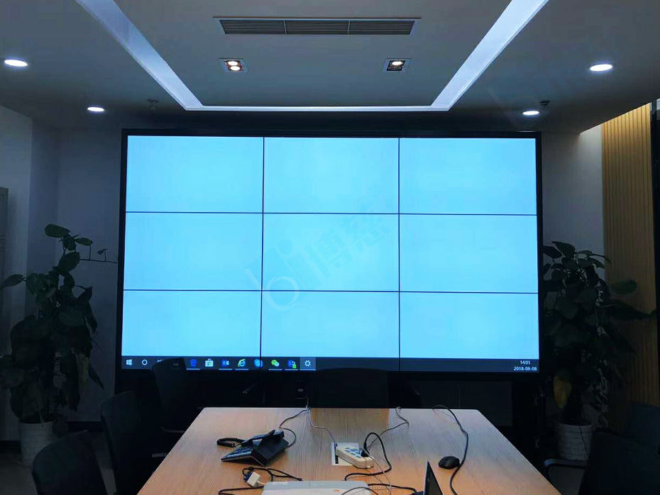 9台三星3.5mm55寸液晶拼接屏携手集团企业迈入智能化会议室系统时代