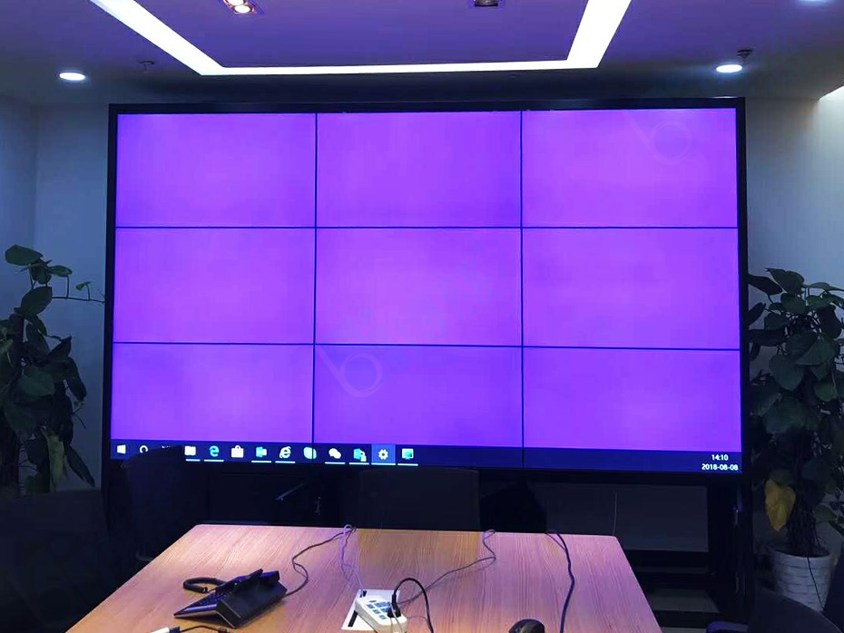 9台三星3.5mm55寸液晶拼接屏携手上海智能科技集团有限公司迈入智能化会议室系统时代