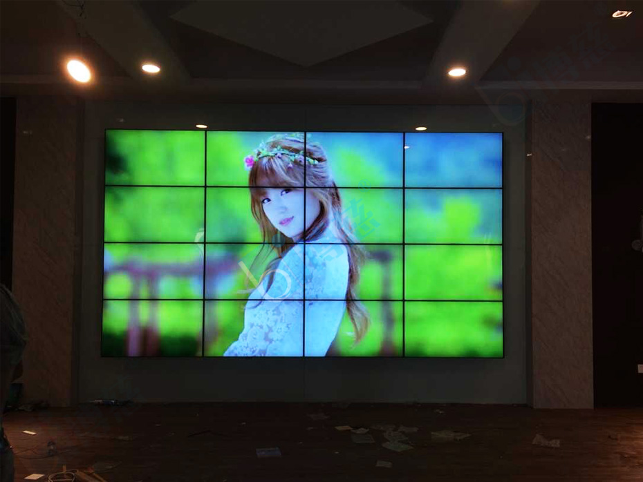 三星46寸液晶拼接屏打造山东青岛开店无忧网大数据信息展示系统平台