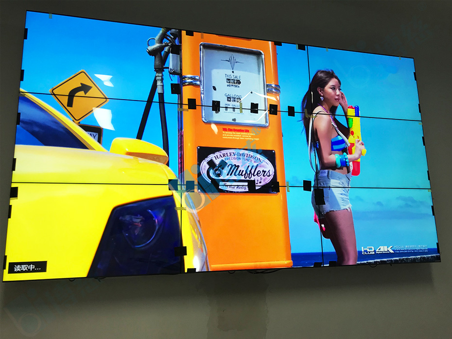 9台三星3.5mm46寸液晶拼接屏为上海闵行梅陇镇村民保驾护航