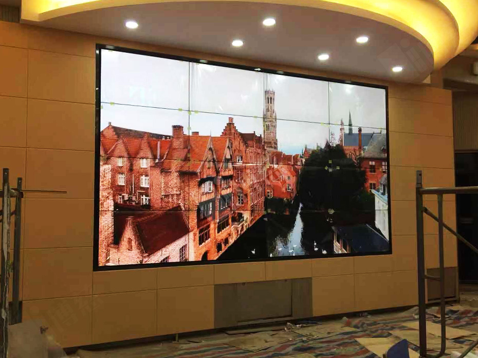 博慈液晶拼接屏携手上海闵行实验小学景城校区开辟“新视野”